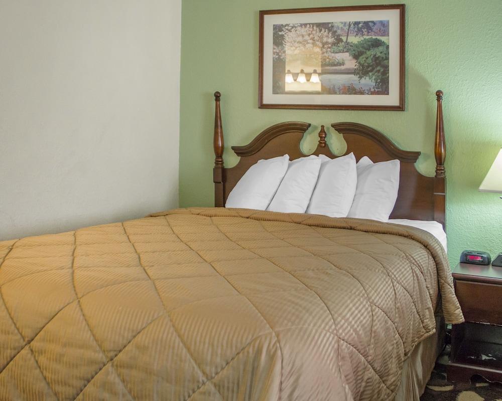 Quality Inn Broken Arrow - Tulsa Buitenkant foto