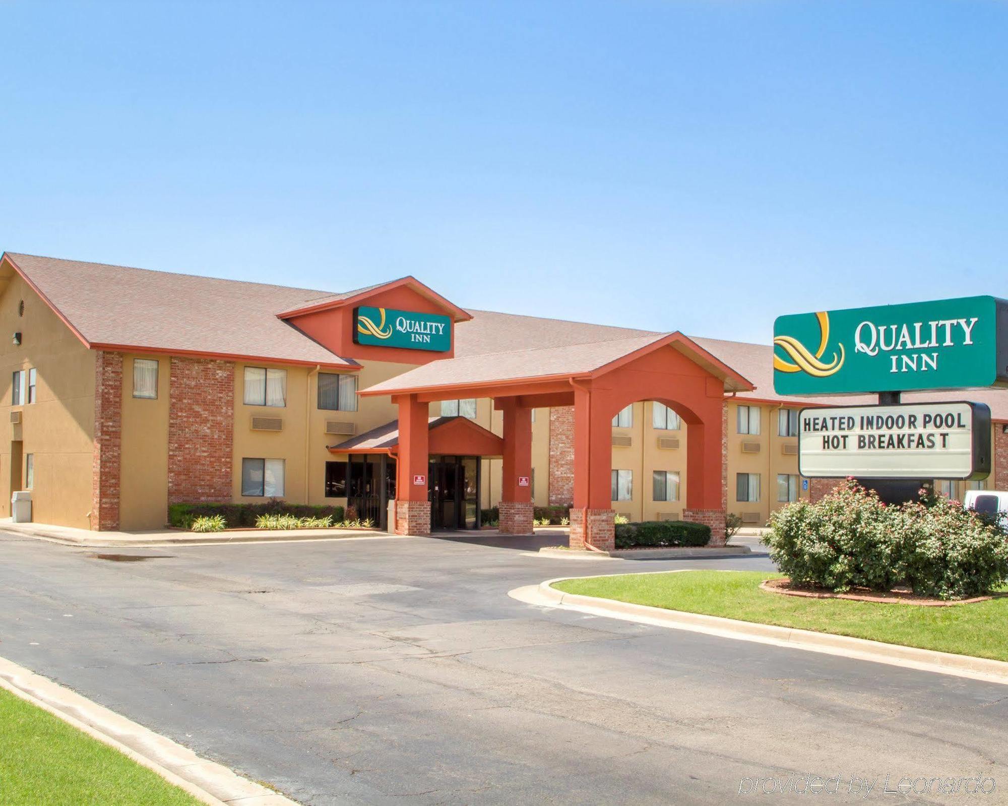 Quality Inn Broken Arrow - Tulsa Buitenkant foto